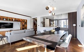 Modern Penthouse In The City